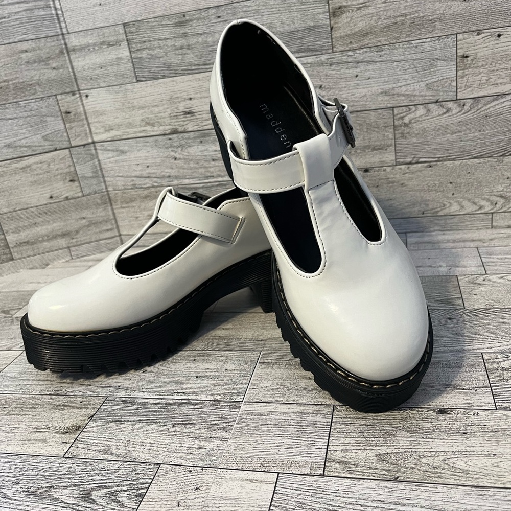 Madden Girl Mary Jane Women’s Gothic fantasy fairy shoes in white buckle closure